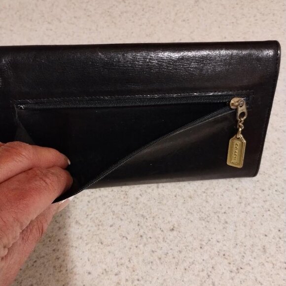 BLACK COACH TRIFOLD WALLET - Picture 9 of 10